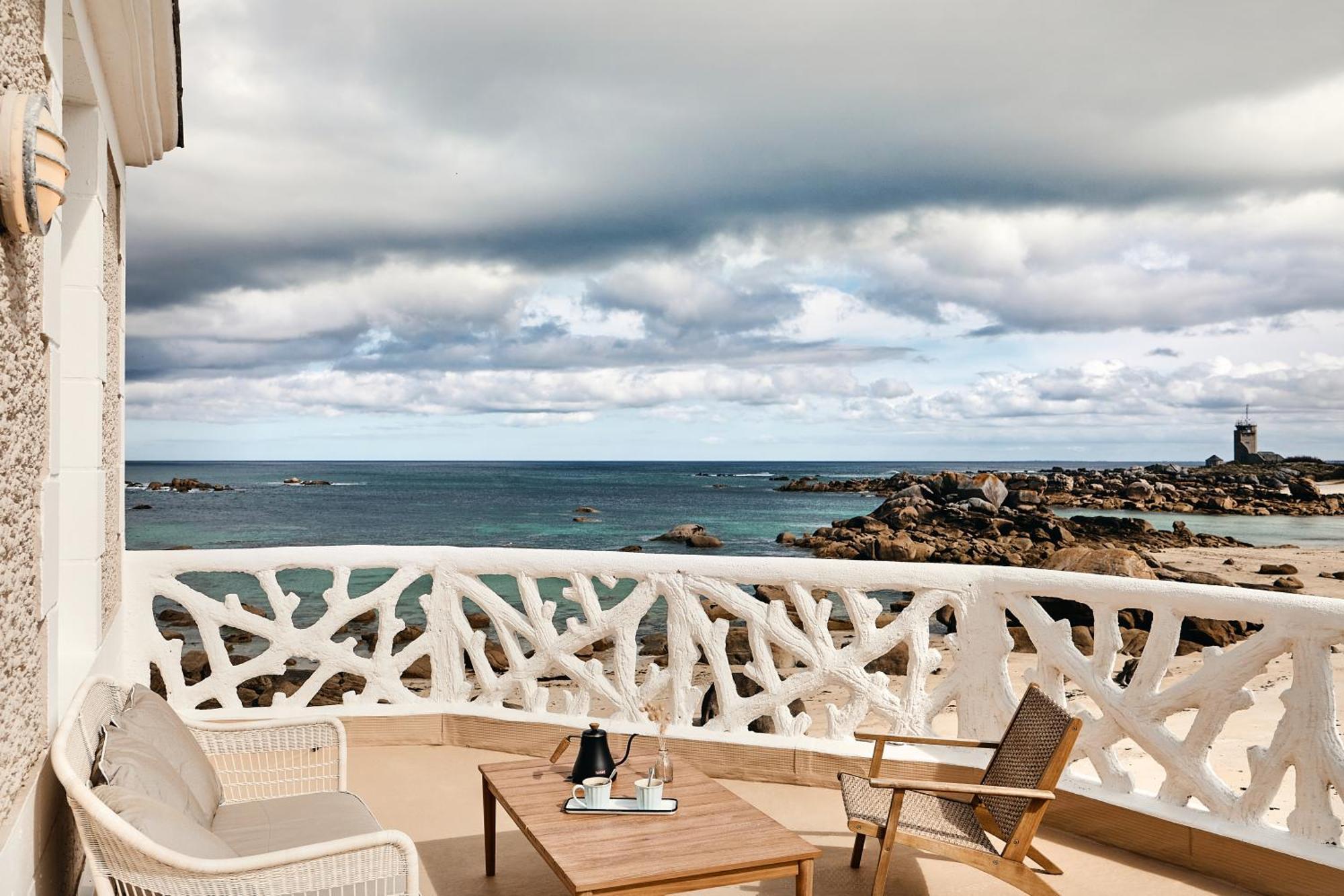 Hotel De La Mer & Spa Бріньоґан-Плаж Екстер'єр фото
