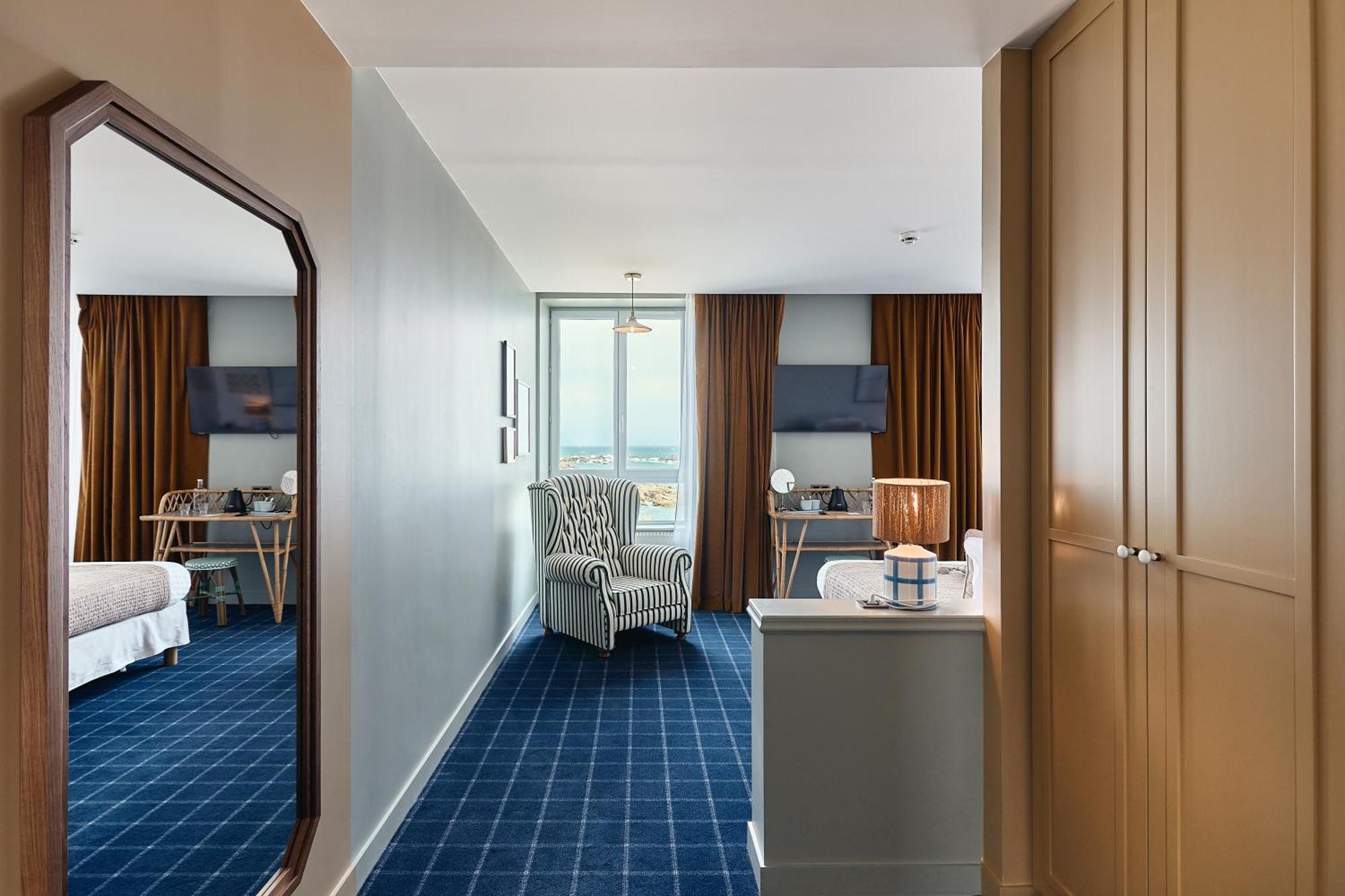 Hotel De La Mer & Spa Бріньоґан-Плаж Екстер'єр фото
